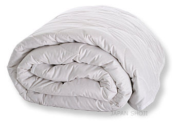 silk comforter picture